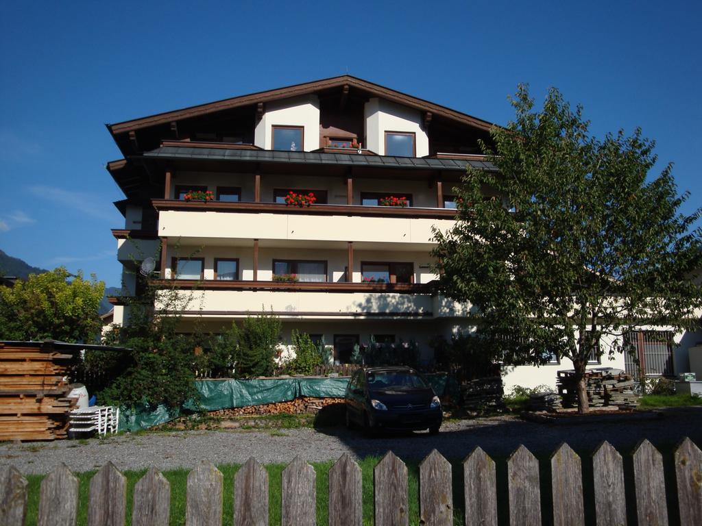 Appartementhaus Kaltenbach-Stumm By Piaunddirk Стая снимка